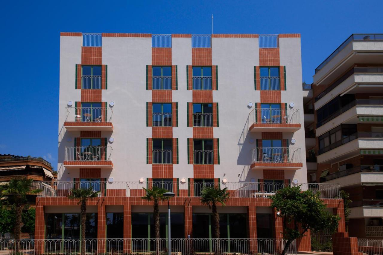 Terra Aurea Aparthotel Salou Luaran gambar